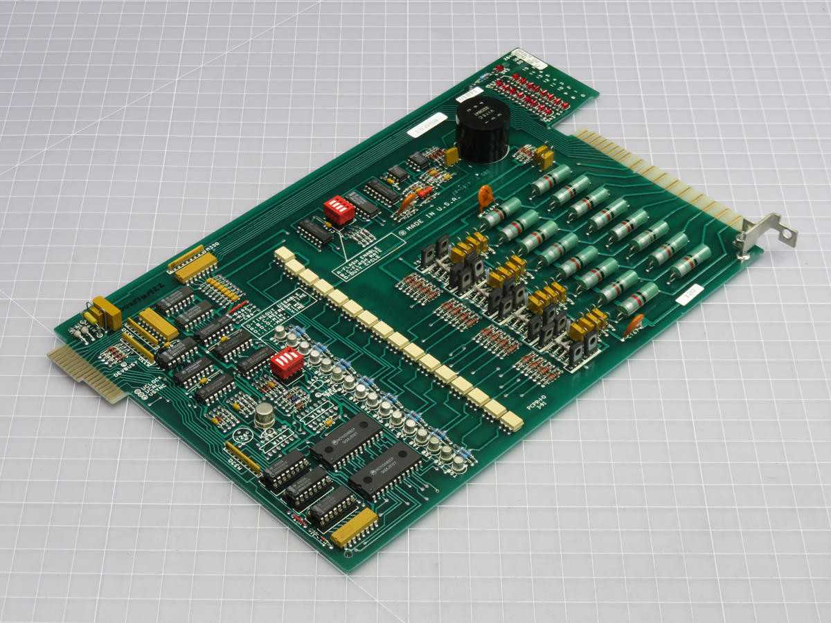 WESTINGHOUSE 2840A79G02 DIGITAL OUTPUT CARD T219684 - PCB CIRCUIT BOARDS