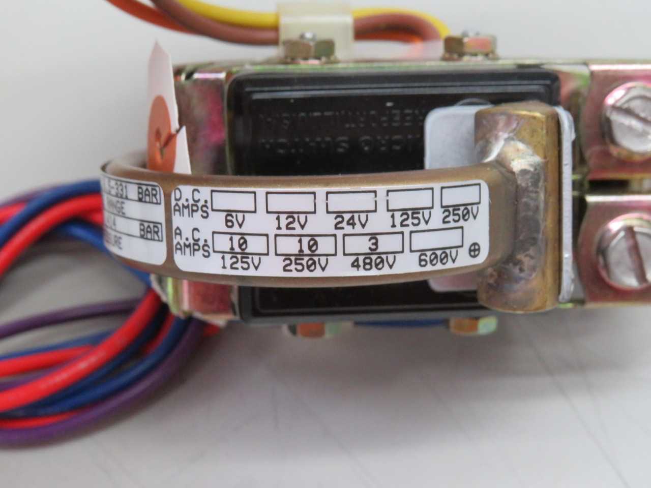 Barksdale B2S-H48SS Pressure Switch Bourdon Tube T164714 - SWITCHES