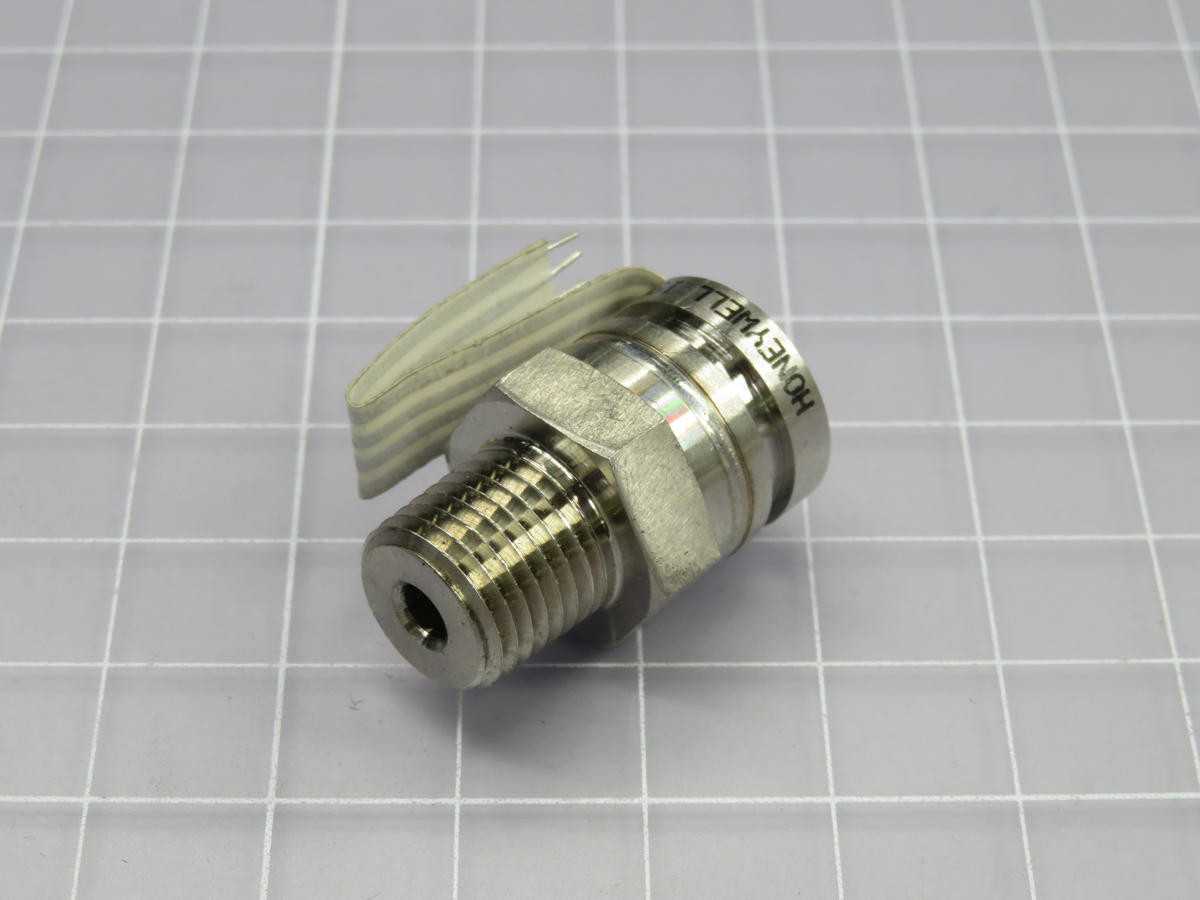 LOT OF 7 HONEYWELL 19C500PG5K SENSOR 500PSIG 1/4"NPT 0.1V T223614 - SENSORS