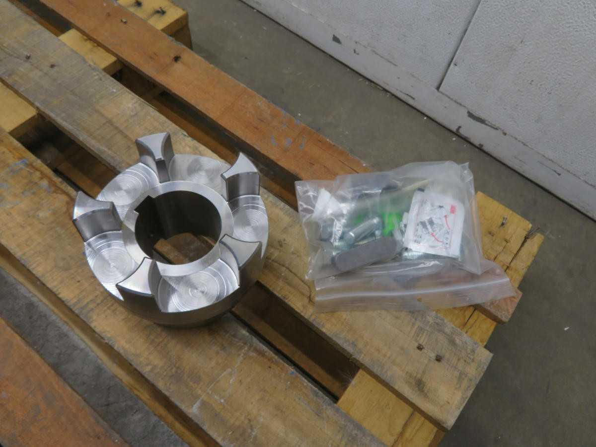 SEW EURODRIVE RT75-92A-T-PUR-OG 0165327X PIPE AND COUPLING RING T219044 - PIPE COUPLING