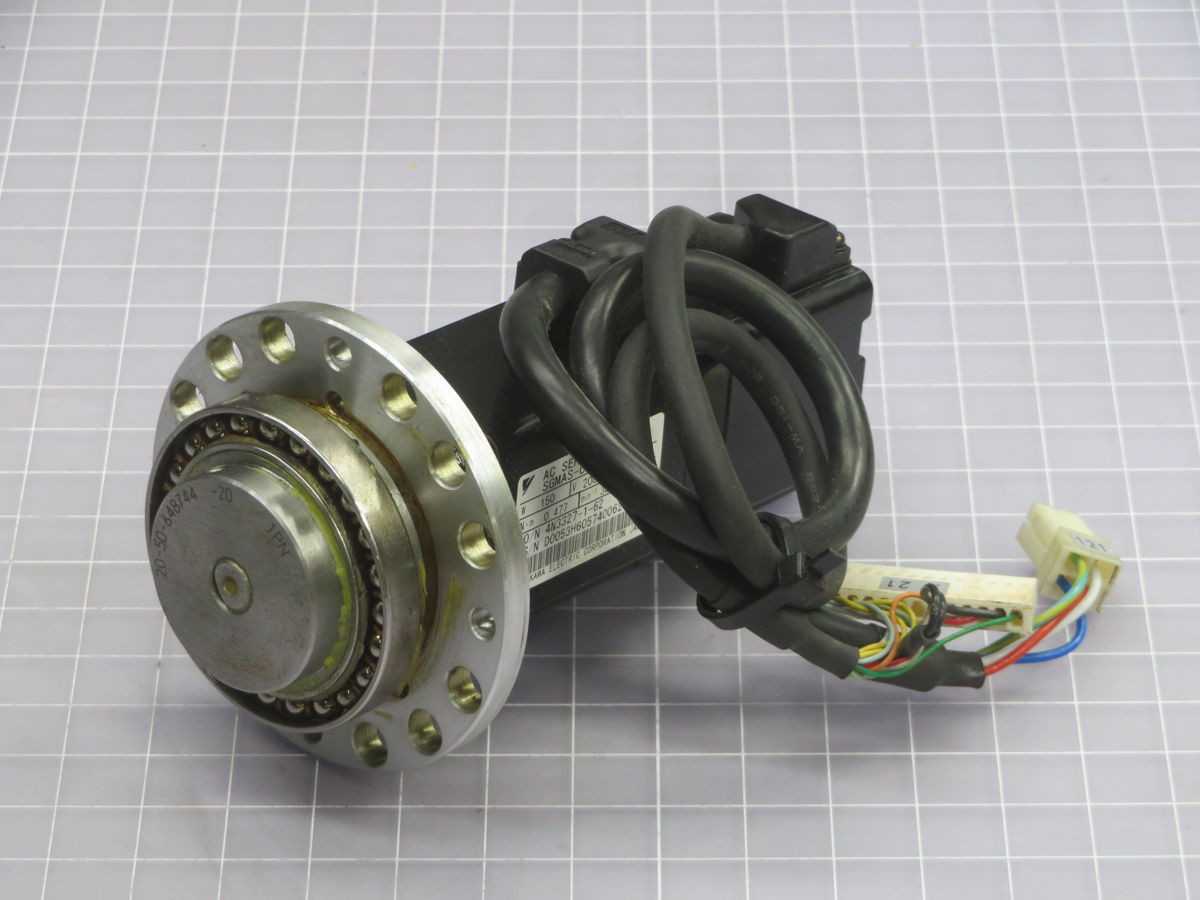 Yaskawa SGMAS-C2AGA-SU12 AC Servo Motor T246593 - SERVO
