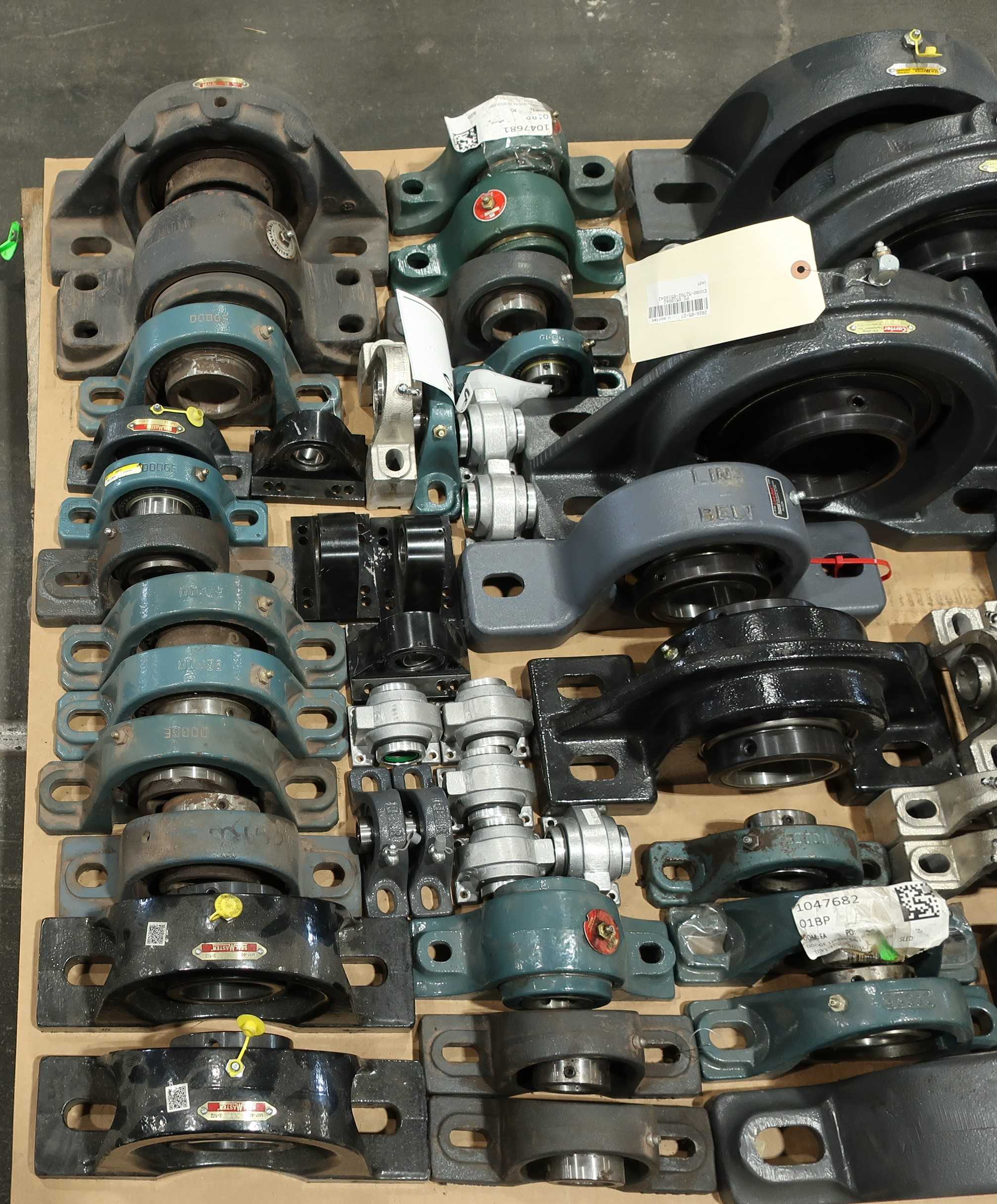 SKU 1772272 - PALLET OF ASSORTED PILLOW BLOCK BEARINGS - PILLOW BLOCK BEARING