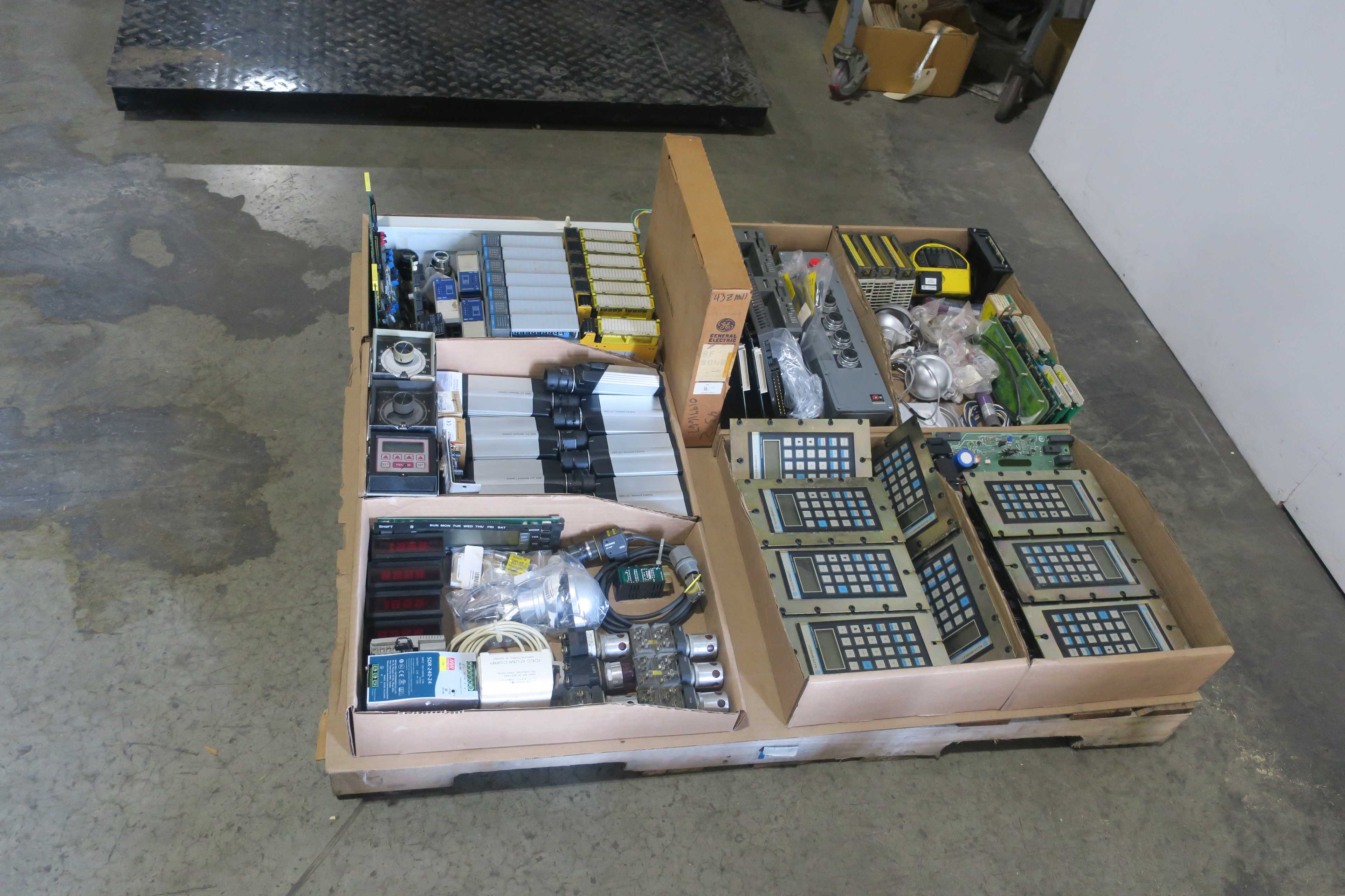 SKU 1786083 - 2 PALLETS OF ASSORTED AUTOMATION AND CONTROLS - AUTOMATION & CONTROLS