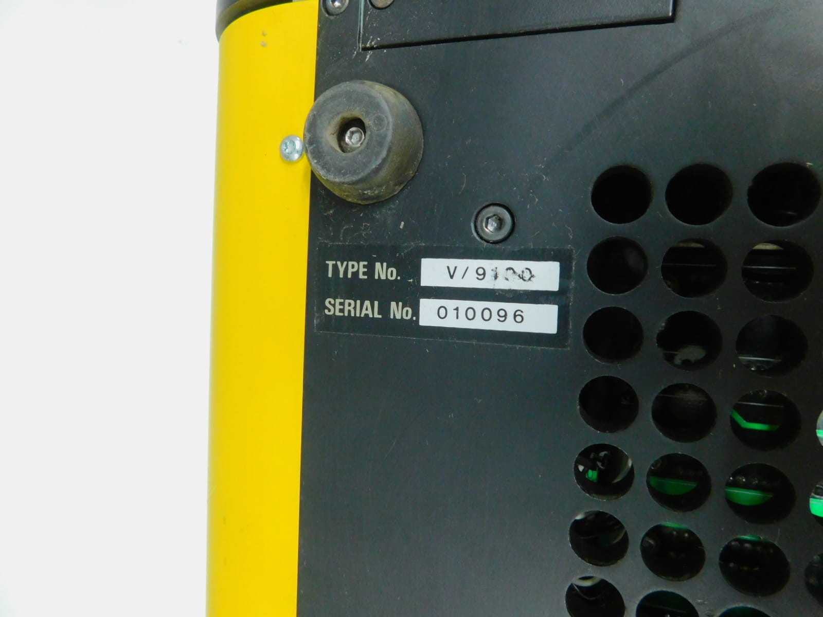 Ometron V9100 Vibration Measurement System With He-Ne Laser, DC-25 kHz, 1 mm Resolution - LAB & SCIENTIFIC