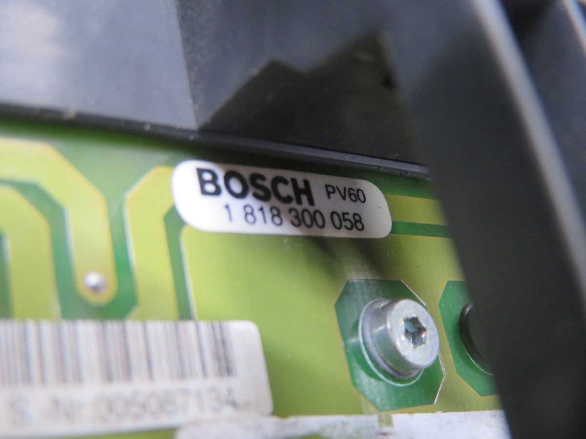 BOSCH 0 811 405 097 AMPLIFIER BOARD T254825 - PCB CIRCUIT BOARDS