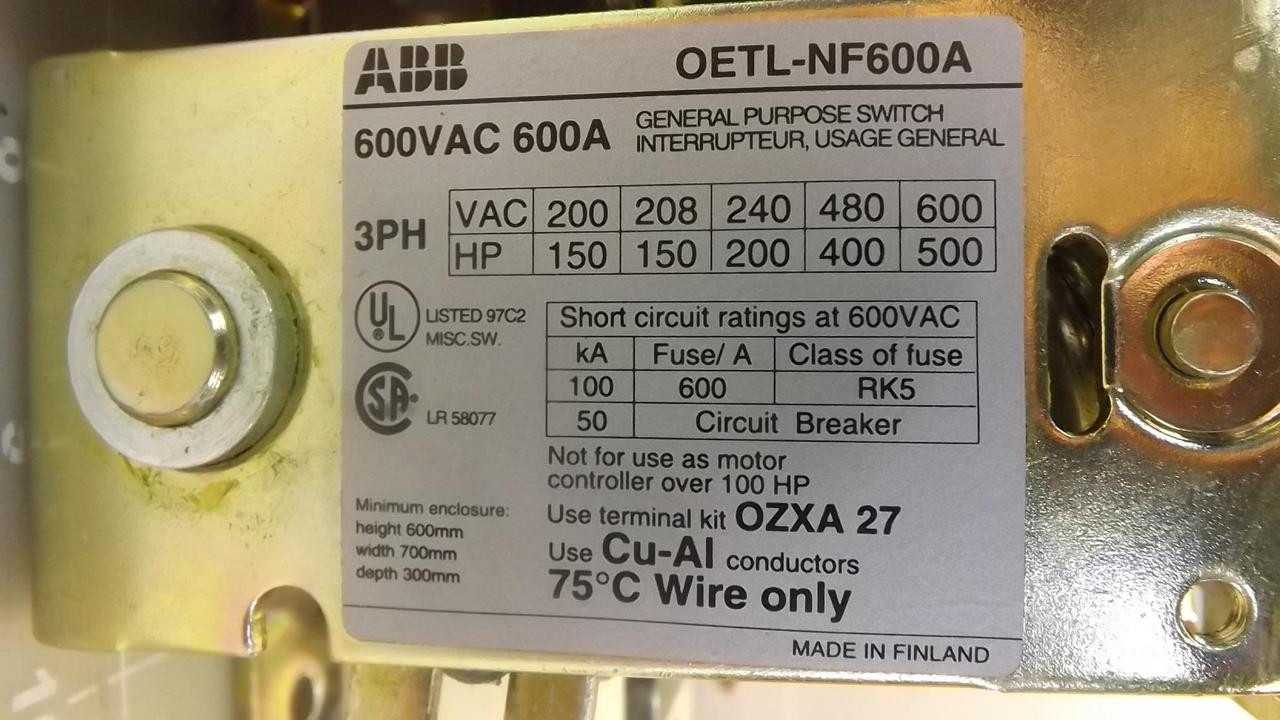ABB OETL-NF600A 3-POLE GENERAL PURPOSE SWITCH INTERRUPTEUR 600 AMP T27058 - DISCONNECT SWITCHES