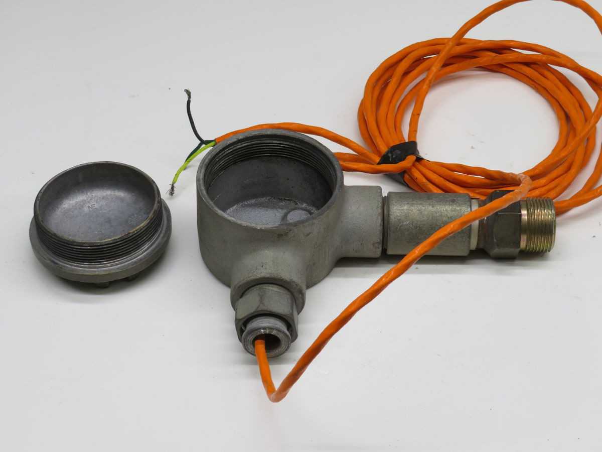 Honeywell LG1093AA04 Turbine Flame Sensor T255733 - SAFETY EQUIPMENT