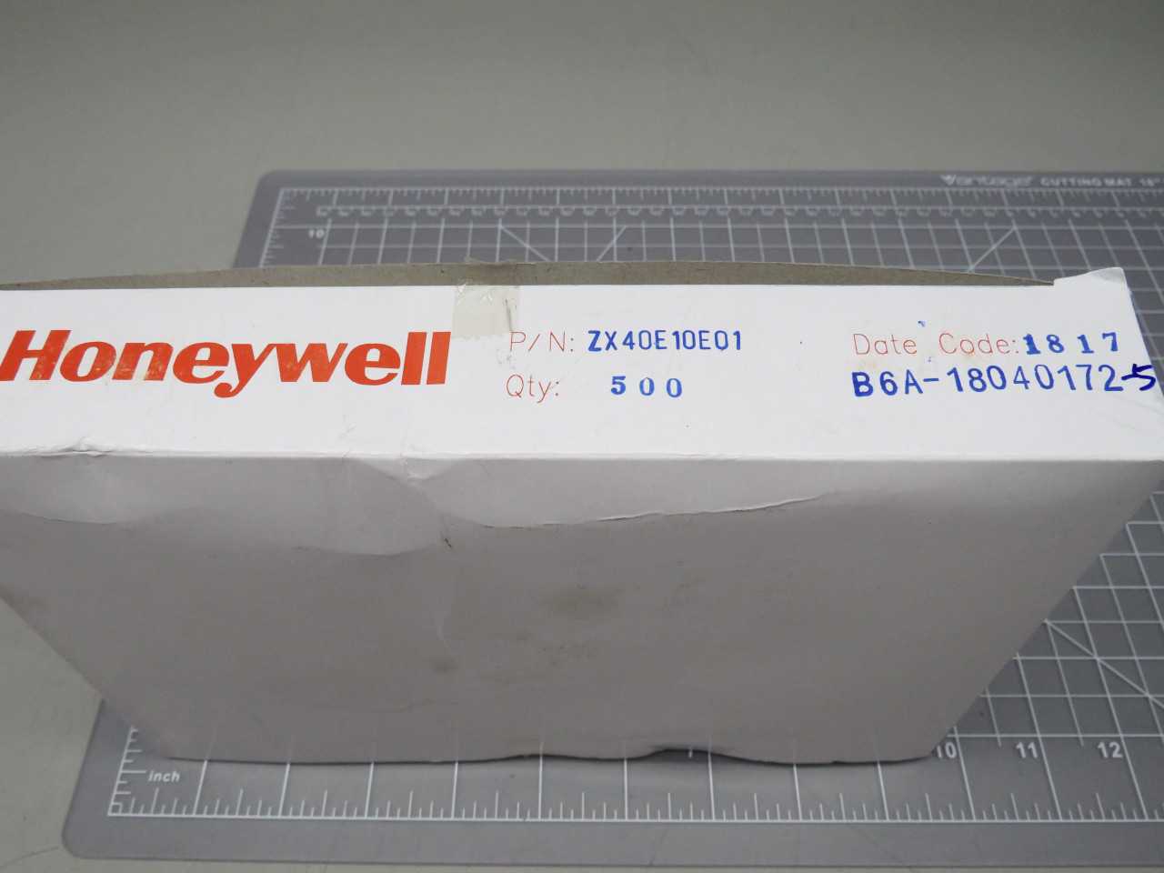 LOT OF 500 HONEYWELL ZX40E10E01 MICRO SWITCH SNAP ACTION WITH REEL SIMULIERENDEM LEVER SPDT T165211 - SWITCHES