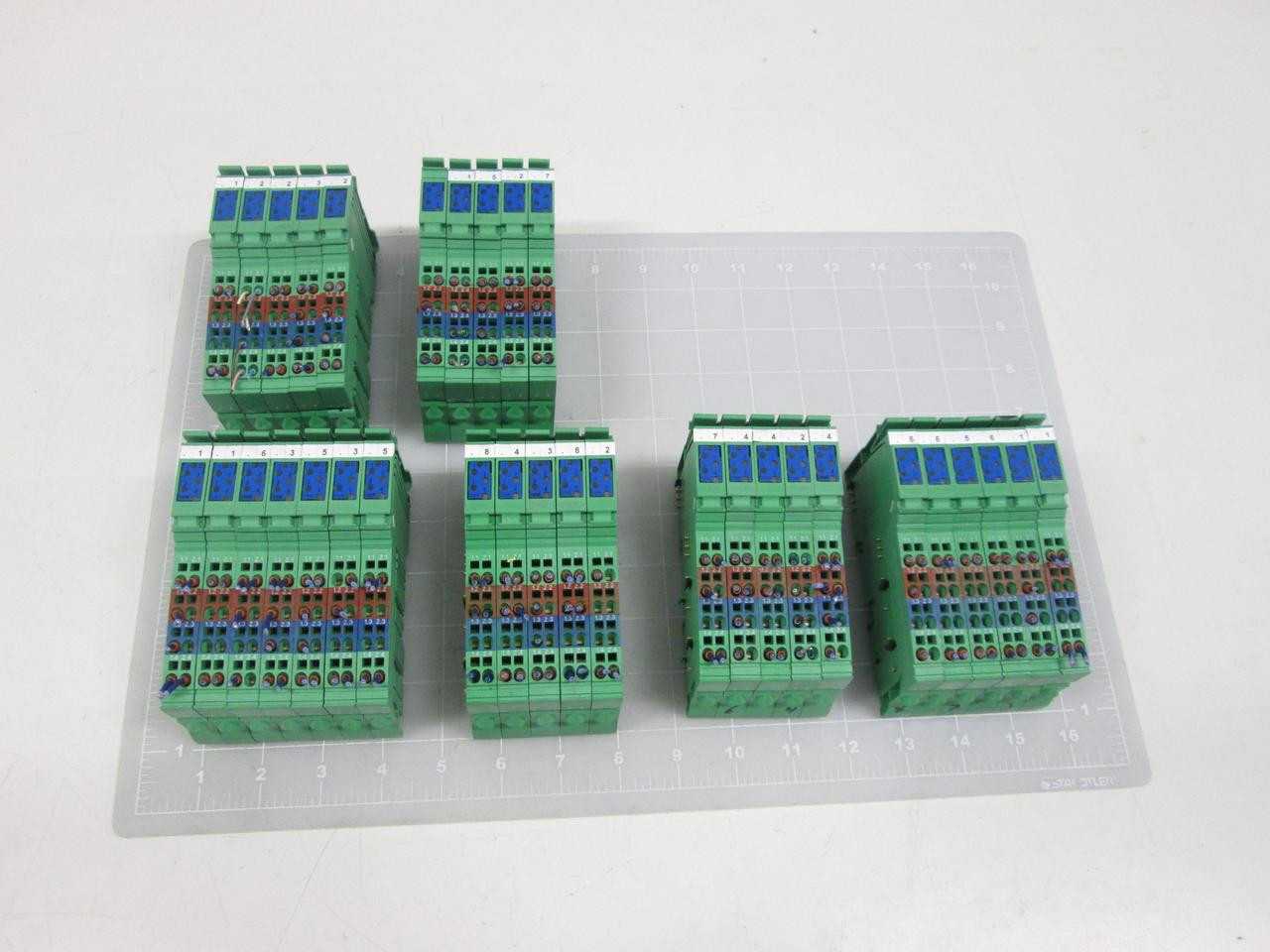LOT OF 33 PHOENIX CONTACT IB IL 24 DI 4-ME 2863928 TERMINAL BLOCKS T60288 - AUTOMATION & CONTROLS