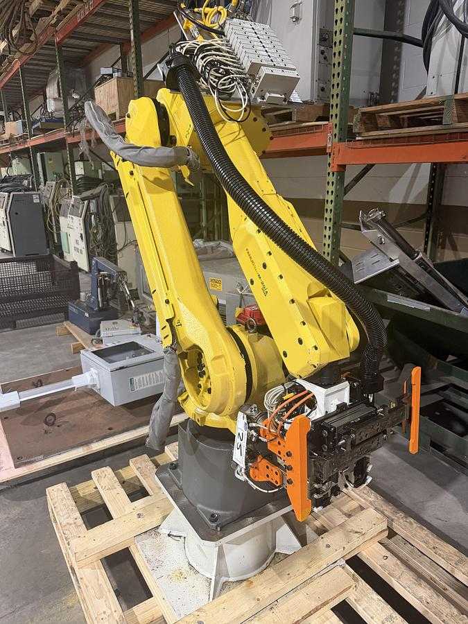 2018 FANUC M-20IA/35M Articulated Robot - 35 Kg Capacity & R-30IB PLUS Controller - ARTICULATED ROBOTS