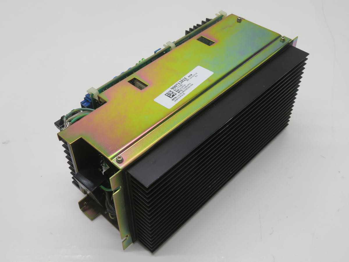 YASKAWA CACR-SR CACR-SR03SZ1SS-Y84 SERVO DRIVE T213696 - SERVO DRIVES