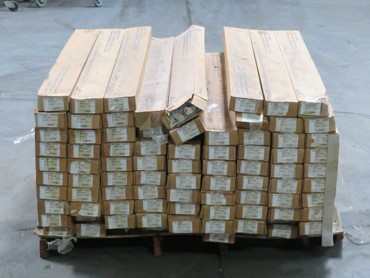 LOT OF 85 COOPER PDR-SS-232-UNV-EB81-U 4 FT 2-LIGHT STRIP LIGHT 32W 120-277V T8 T190844 - LIGHT FIXTURES