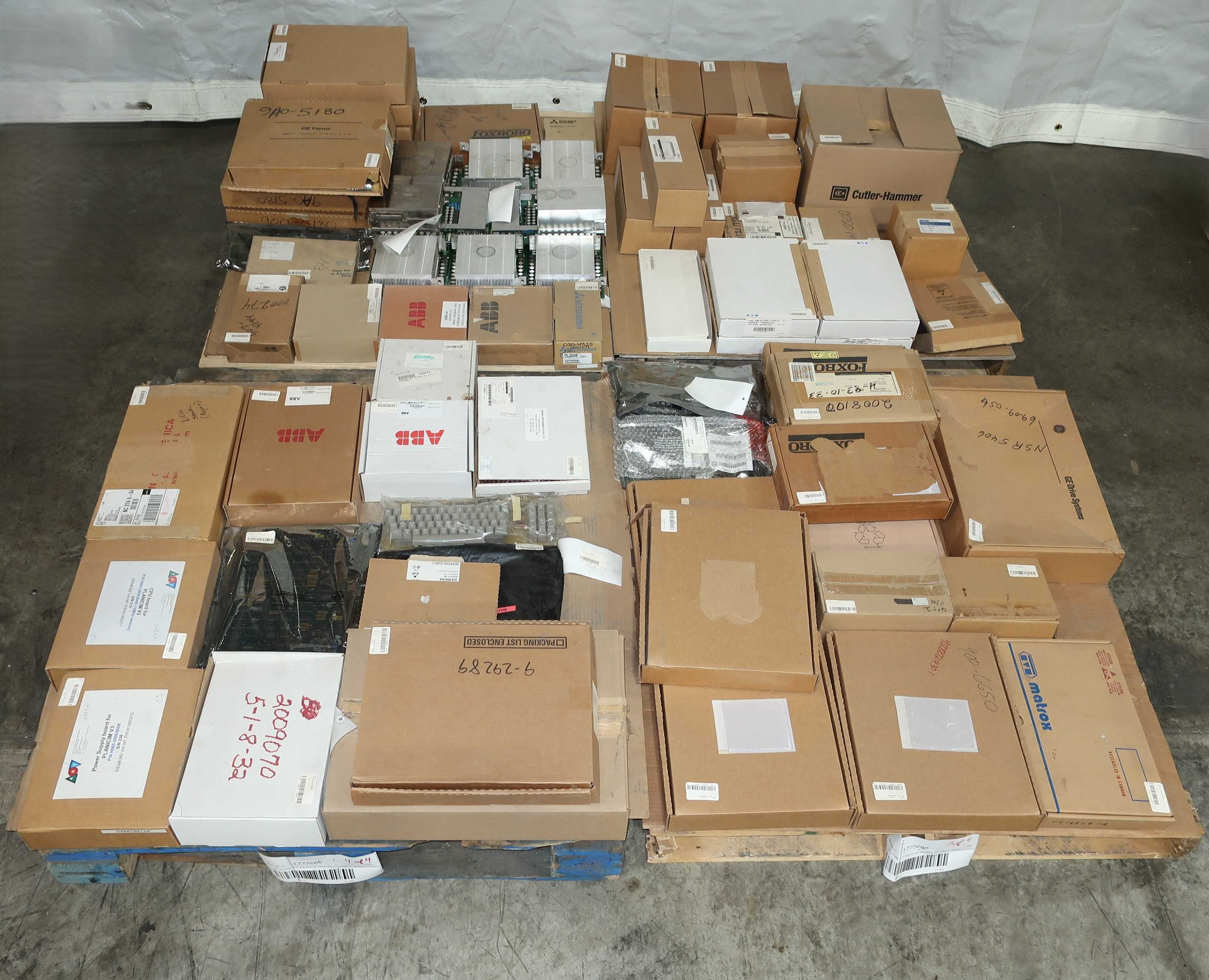 SKU 1773608 - 4 PALLETS OF ASSORTED PCB CIRCUIT BOARDS - PCB CIRCUIT BOARDS