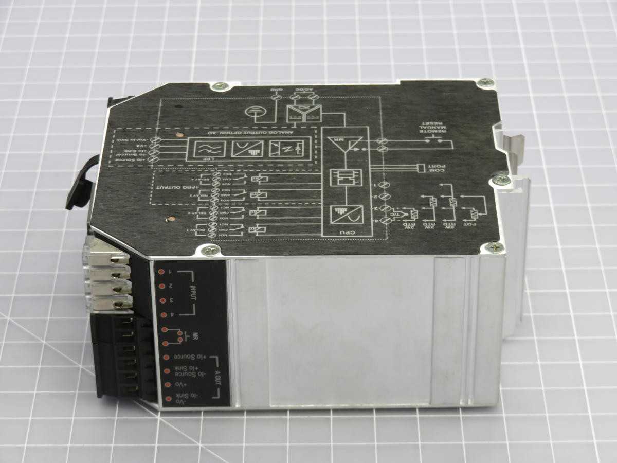 MOORE SPA2/TPRG/2PRG/U[DIN] PROGRAMMABLE TRIP ALRAM T240095 - TEMPERATURE CONTROLLERS
