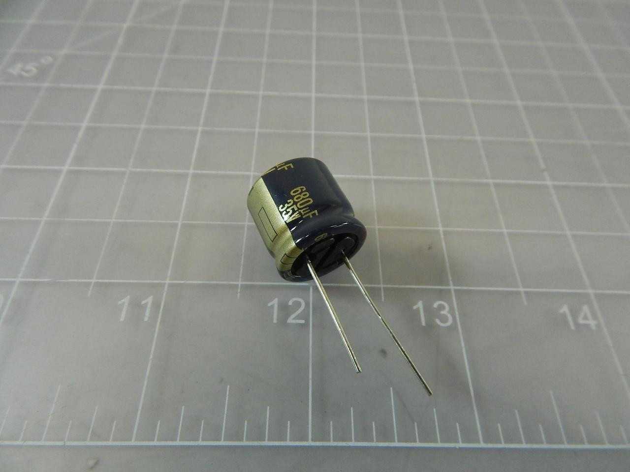 LOT OF 900 PANASONIC PANEEU-FC1V681S EEUFC1V681S ALUMINUM ELECTROLYTIC CAPACITOR LEADED 680UF 35V T9 - ELECTRICAL COMPONENTS