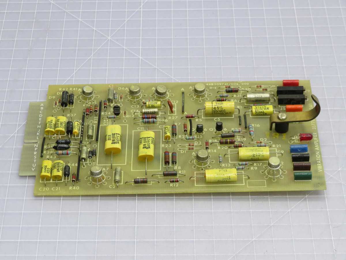 GE 3577OOPB103A1 VIBERATION AMPLIFIER T215310 - OPERATOR CONTROLS
