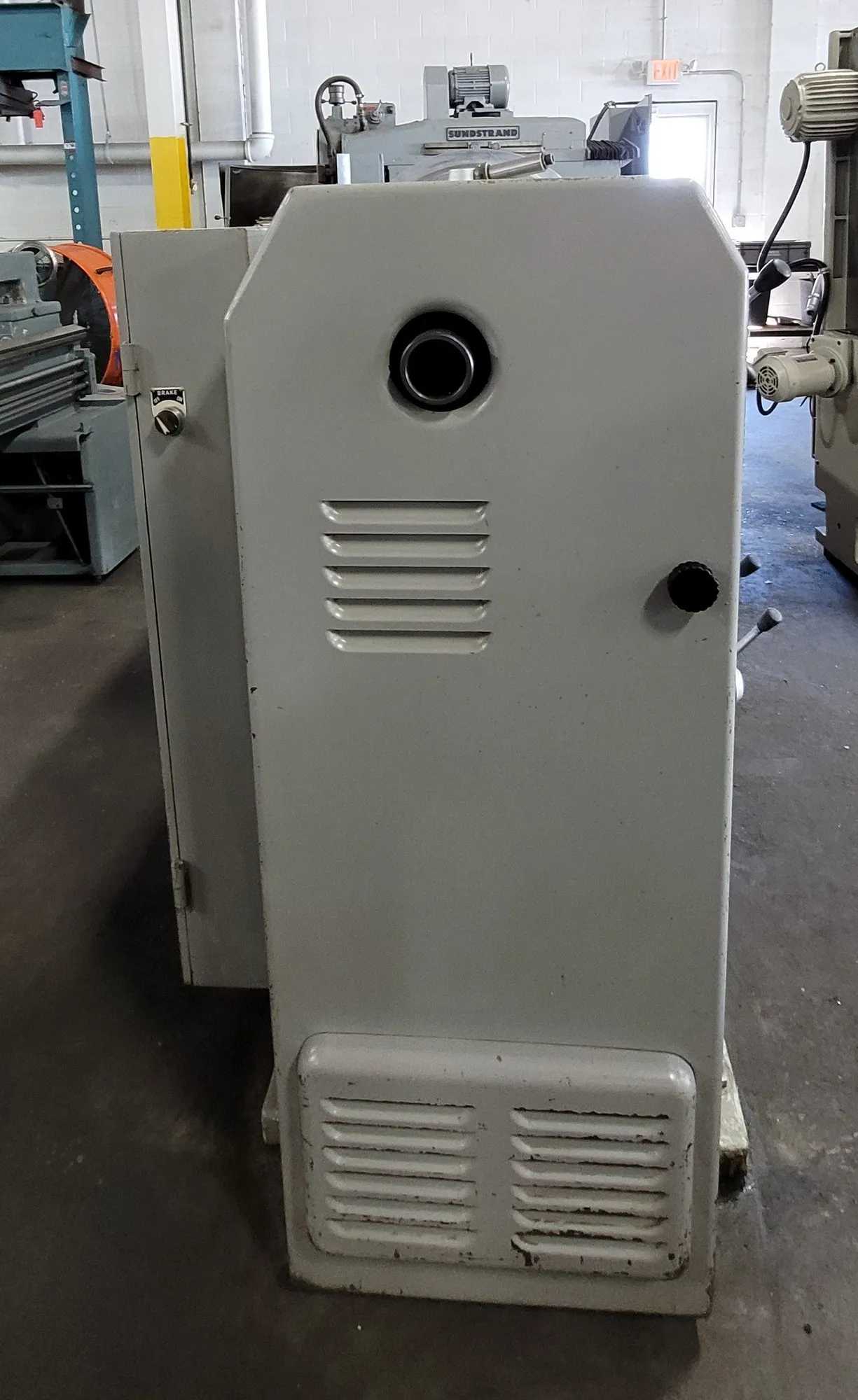 Mazak-Ace 17" X 60" Toolroom Engine Lathe - 1500 RPM, 7.5 HP, 60" Centers - MANUAL LATHES