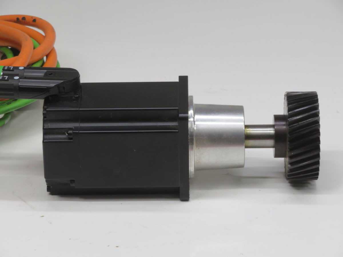 B&R 8LCA33.R0A67D102-0 AC SERVO MOTOR T260496 - SERVO MOTORS