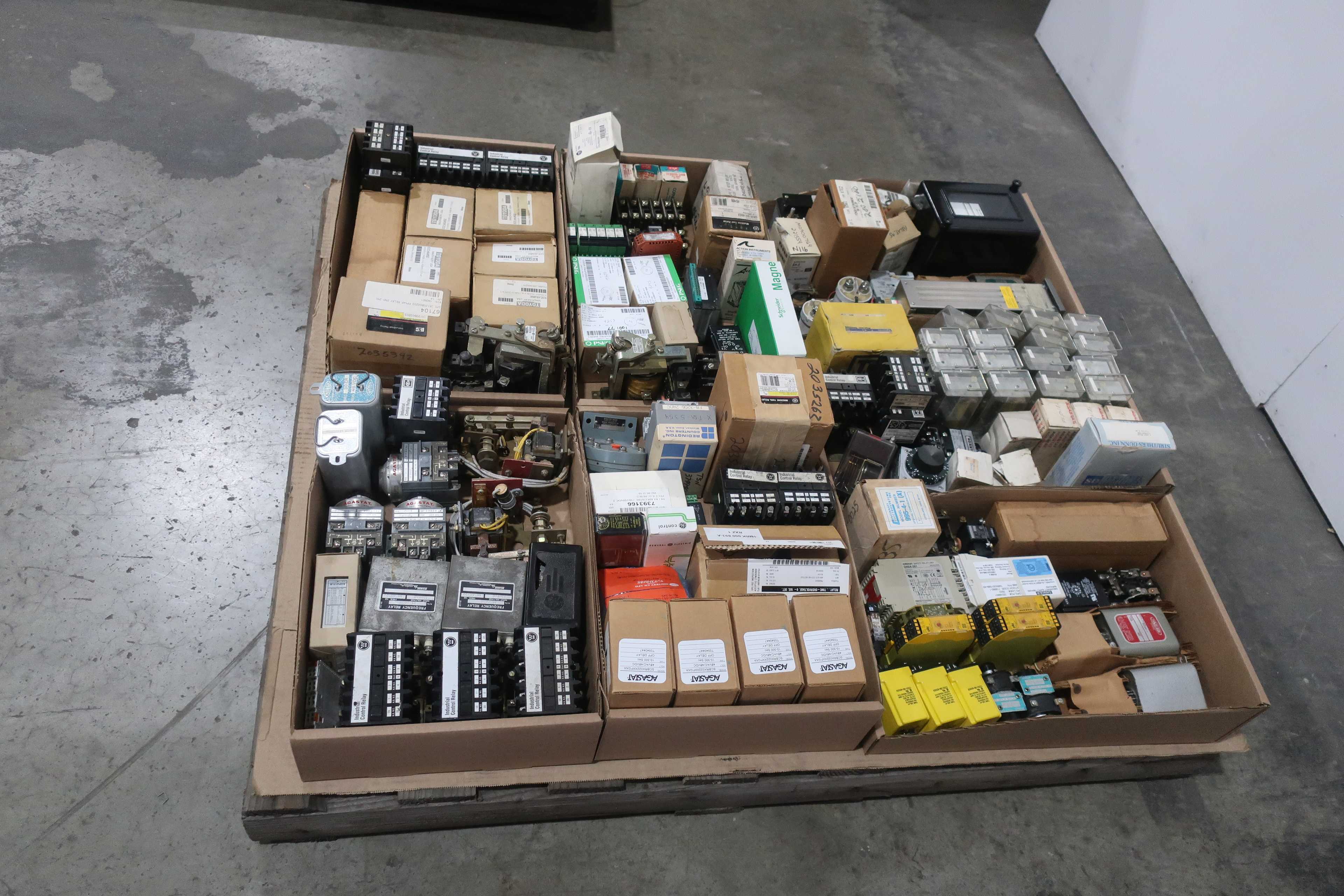 SKU 1763535 - 2 PALLETS OF ASSORTED RELAYS, COUNTERS, AND TIMERS - ELECTRICAL COMPONENTS