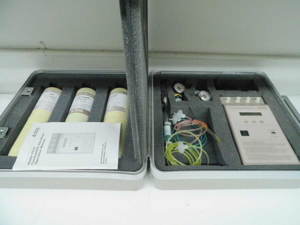 ARBITER SYSTEMS 921A COMBUSTIBLE GAS METER FOR NITROGEN OIL-FILLED TRANSFORMERS. M7661 - PLANT & FACILITY