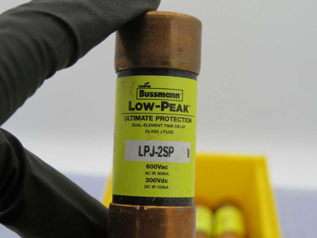 LOT OF 21 BUSSMAN LPJ-2SP LOW PEK CLASS J FUSE 2 AMP 600 VAC 300 VDC T189790 - FUSES