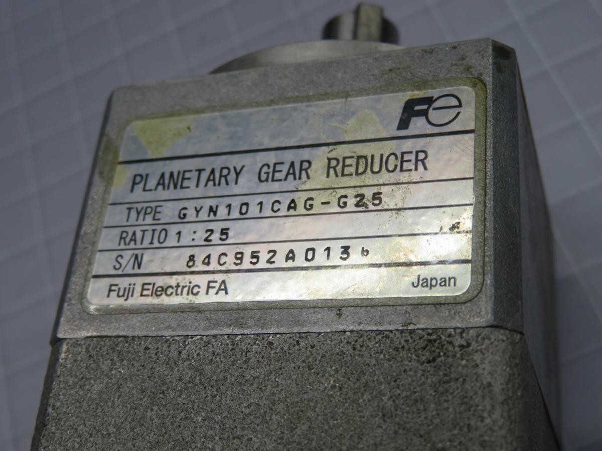 FUJI GYC101DC1-SA-B AC SERVO MOTOR(LOW INERTIA) T229138 - SERVO