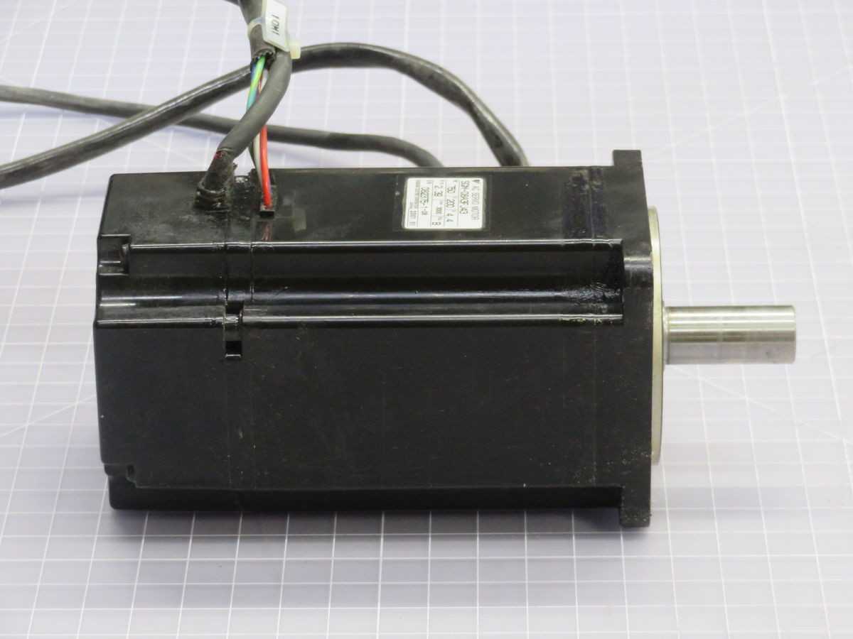 YASKAWA SGM-08A3FJ43 AC SERVO MOTOR T259561 - SERVO