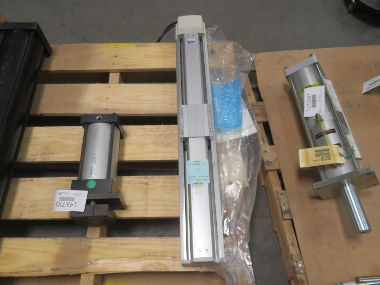 IAI ISPA-MYM-I-200-20-600-T1-N-AQ ROBO GUIDED SLIDE CYLINDER T270243 - SERVO