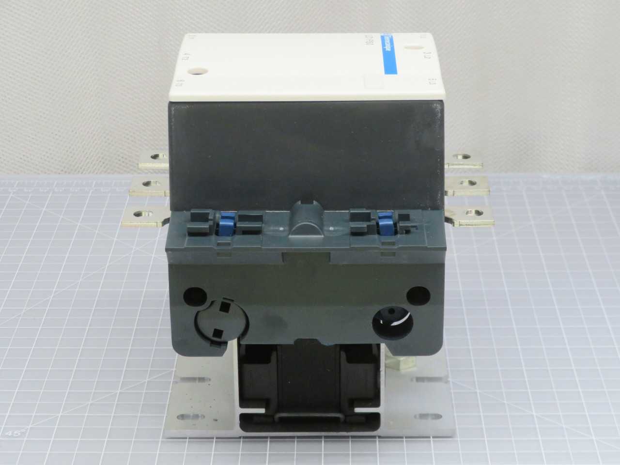 TELEMECANIQUE LC1 F150 LX1FF095 CONTACTOR 200 AMP 3 POLE 600 V MAX T190833 - CONTACTORS