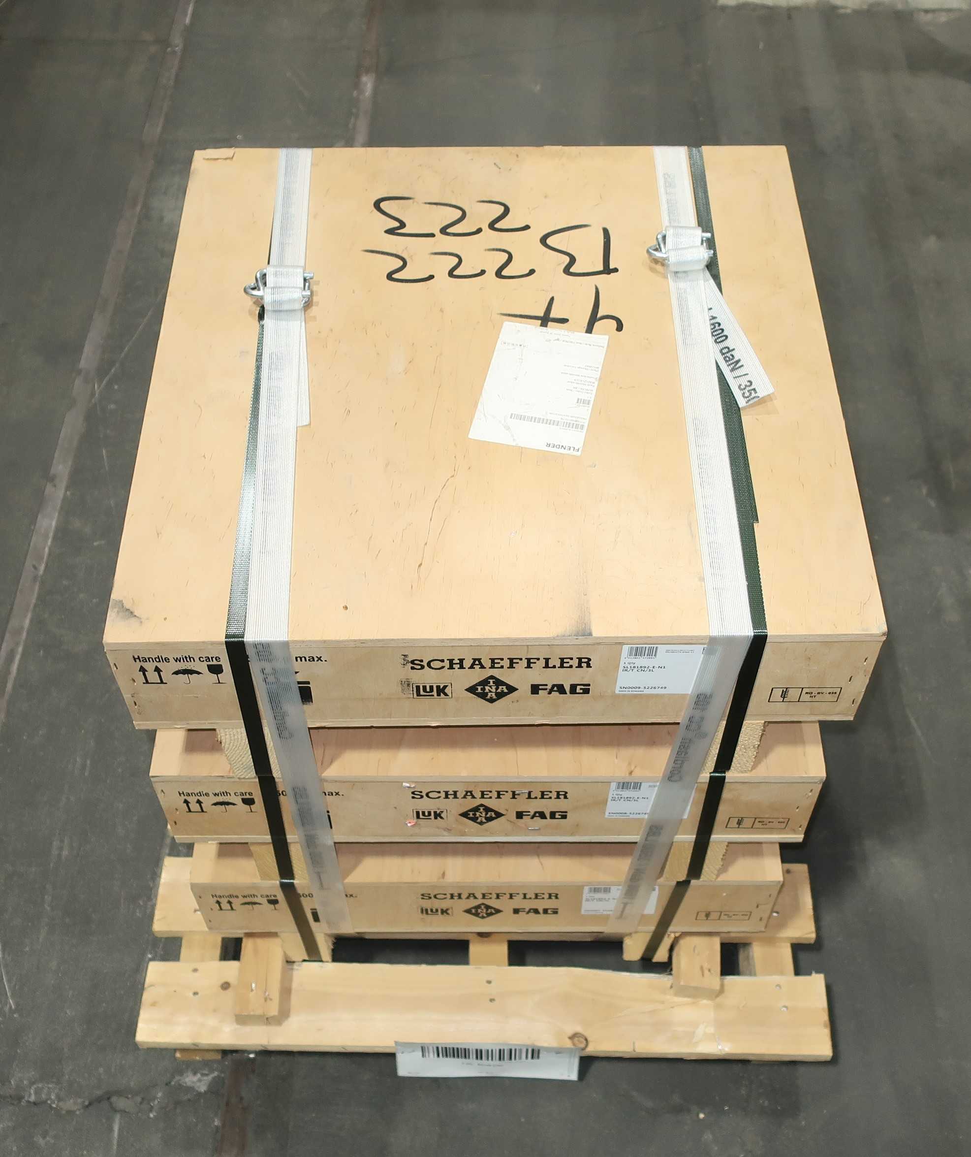 SKU 1774943 - LOT OF 3 FAG BEARINGS - BEARINGS