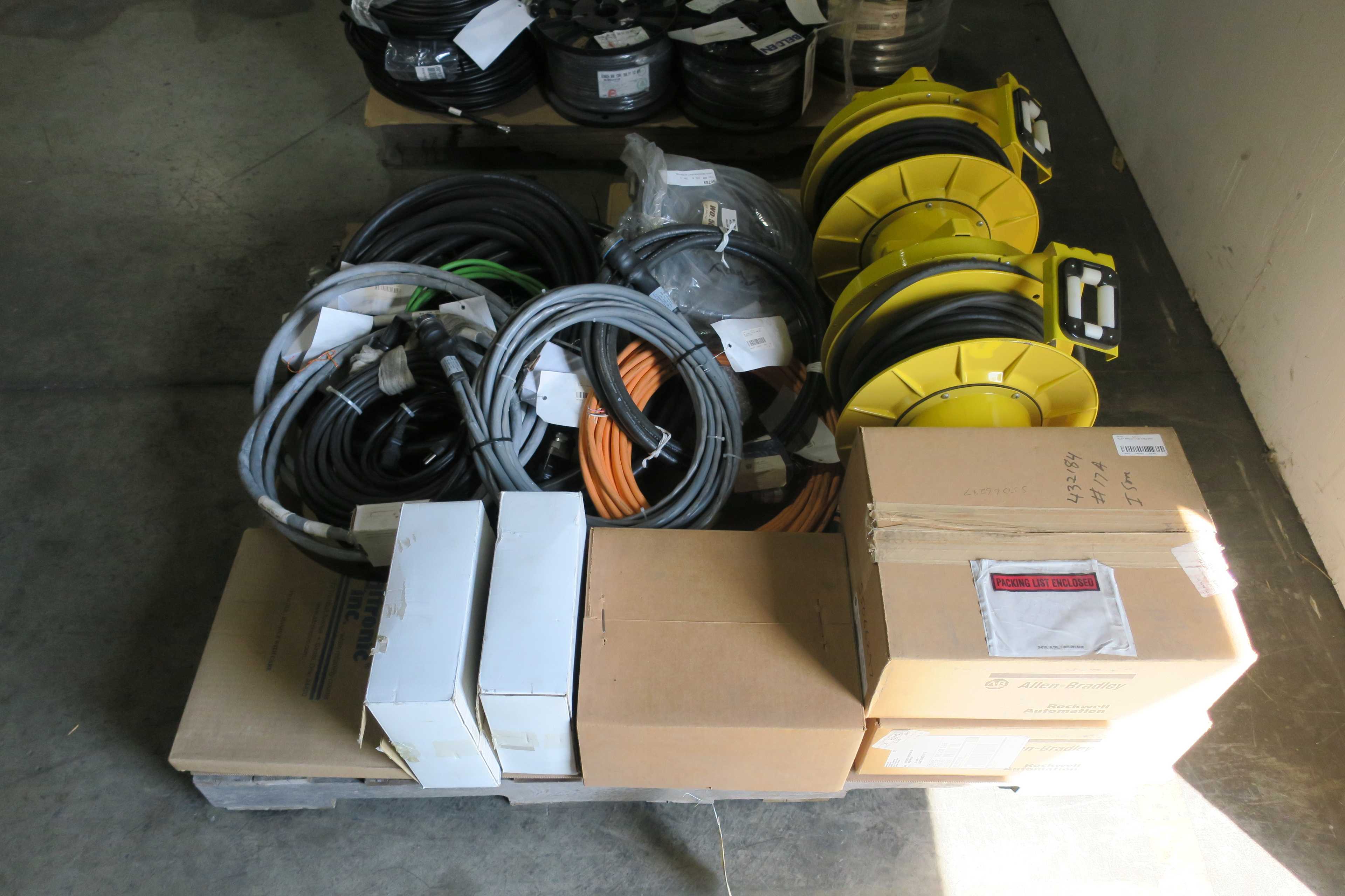 SKU 1785143 - 2 PALLETS OF ASSORTED CORDSETS AND CABLES - CORDSET CABLES
