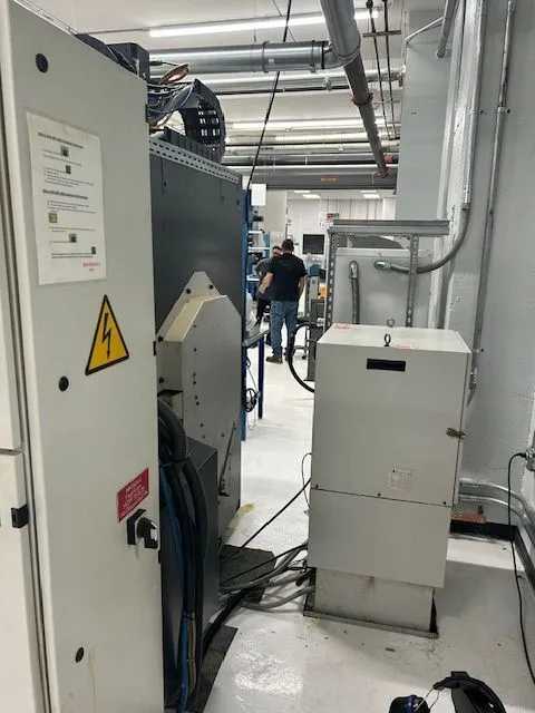 2004 Mikron HSM-400U Vertical Machining Center With Heidenhain Control & 5 Axes - VERTICAL MACHINING CENTERS