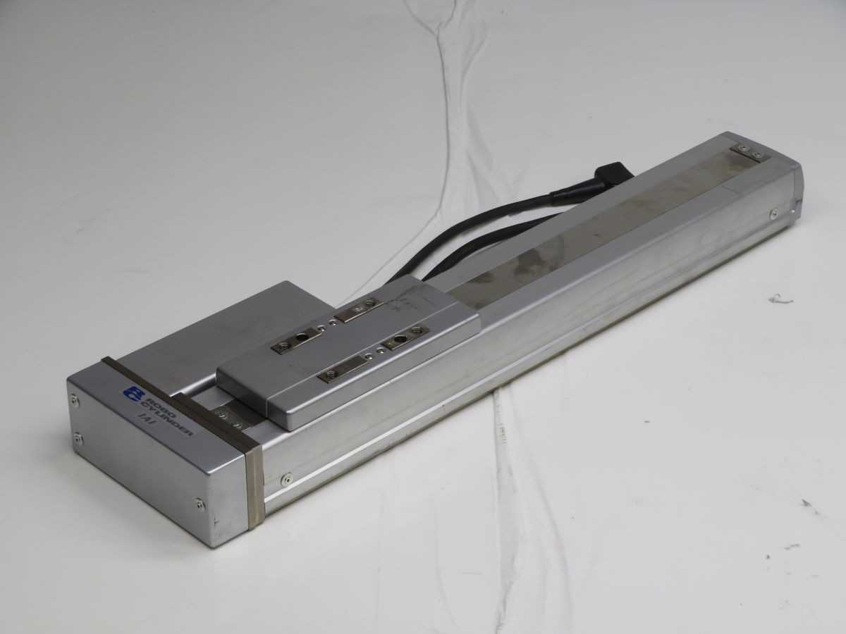 IAI RCS2-SS8R-1-100-10-300-T2-R06-ML Robo Cylinder Actuator T259470 - SERVO