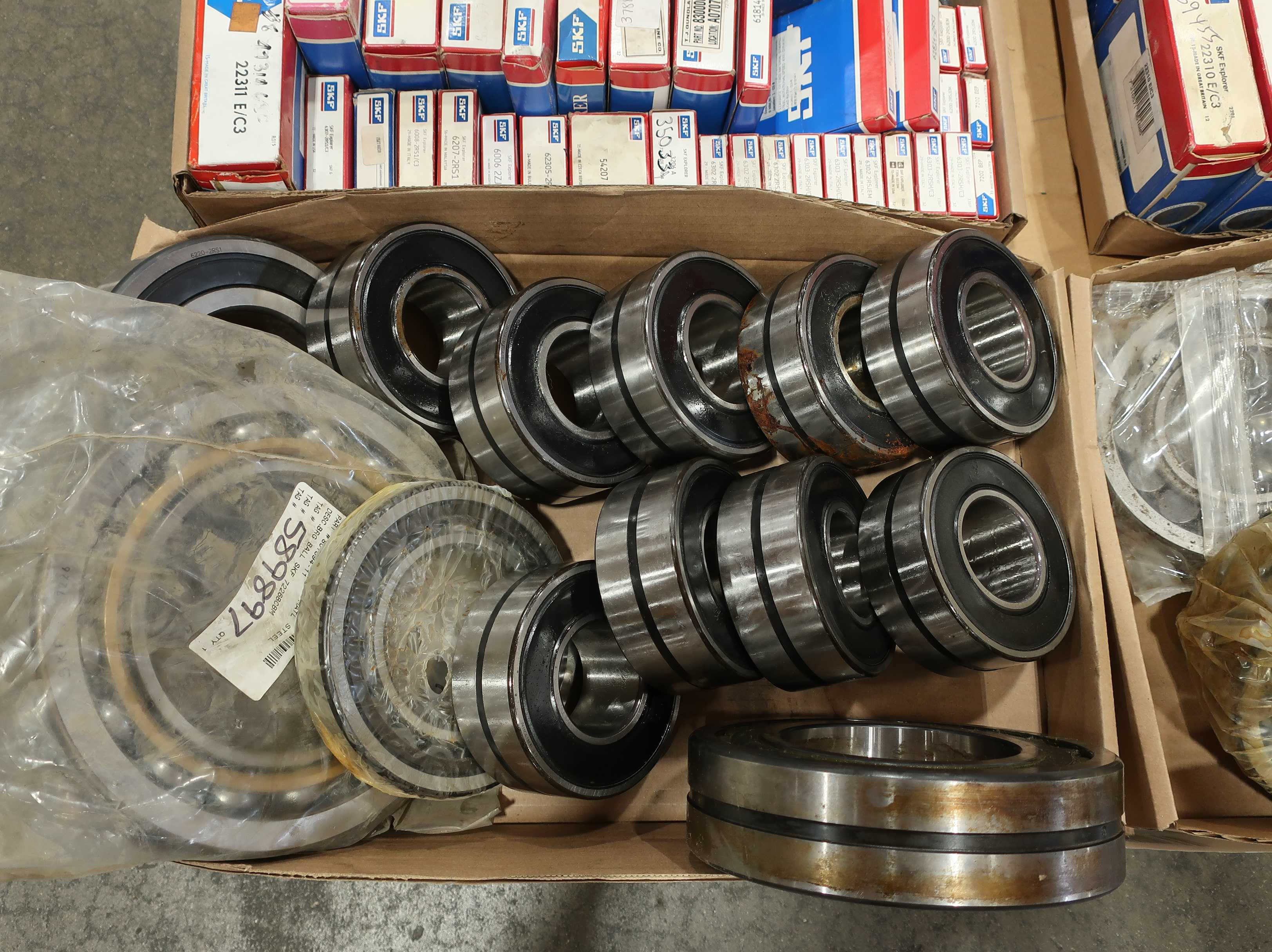 SKU 1772247 - PALLET OF ASSORTED SKF BEARINGS - BEARINGS