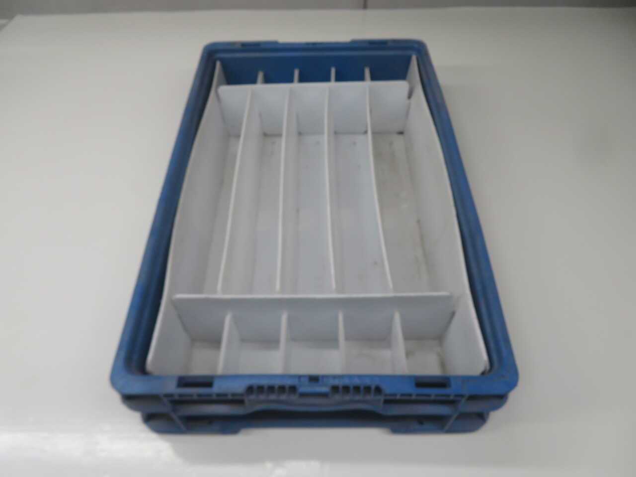 LOT OF 42 ORBIS NSO2415-5 STACKABLE PLASTIC STRAIGHT-WALL TOTE CONTAINER - STORAGE & HANDLING EQUIPMENT