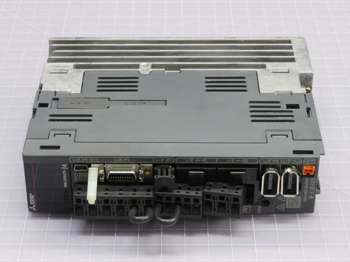 Mitsubishi MR-J4-10B-RJ020 AC Servo Drive T254030 - SERVO