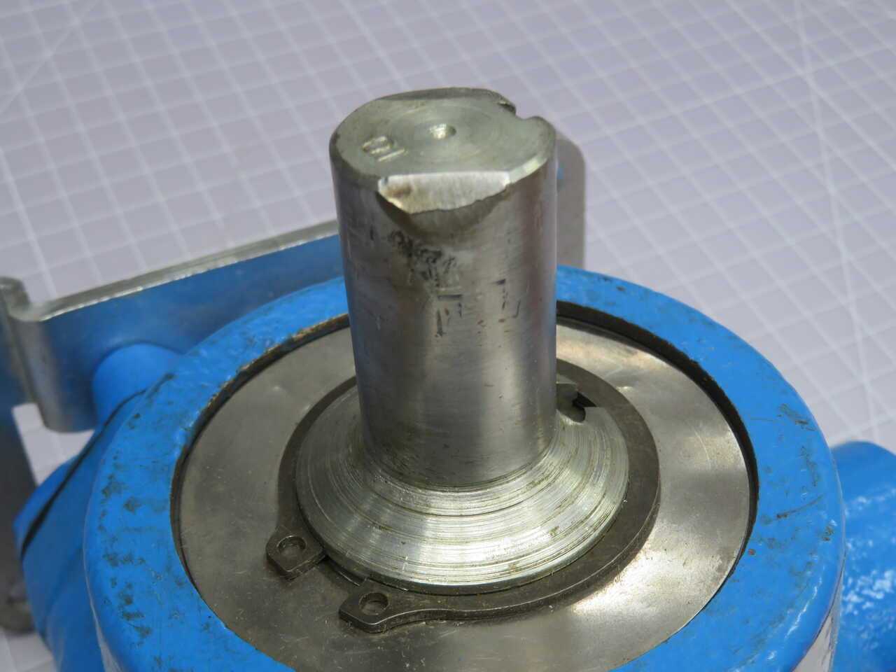HYPRO 5210C-FL PISTON PUMP T272156 - HYDRAULIC PISTON PUMP