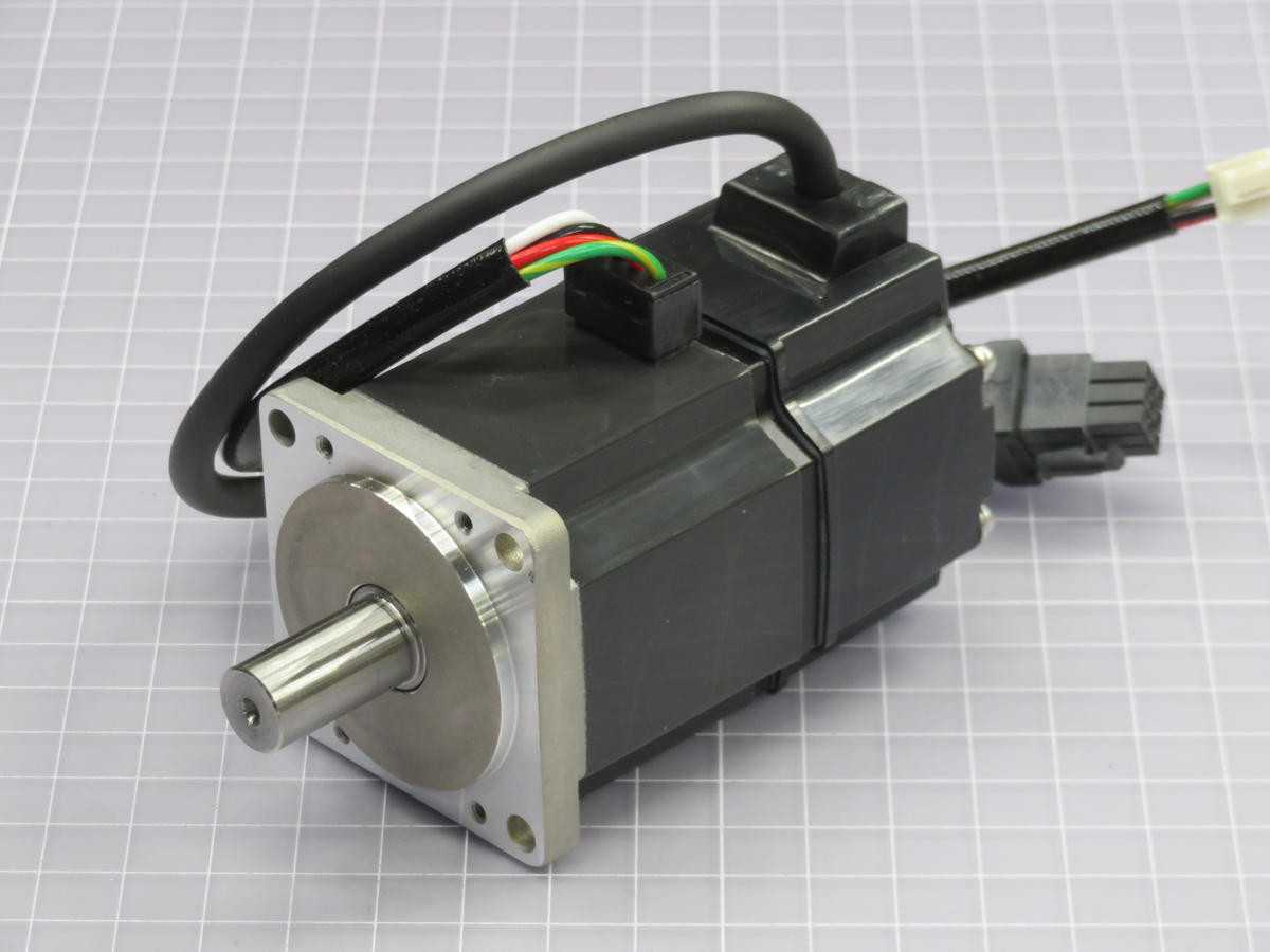 MITSUBISHI HC-KFS23 SERVO MOTOR T226483 - SERVO