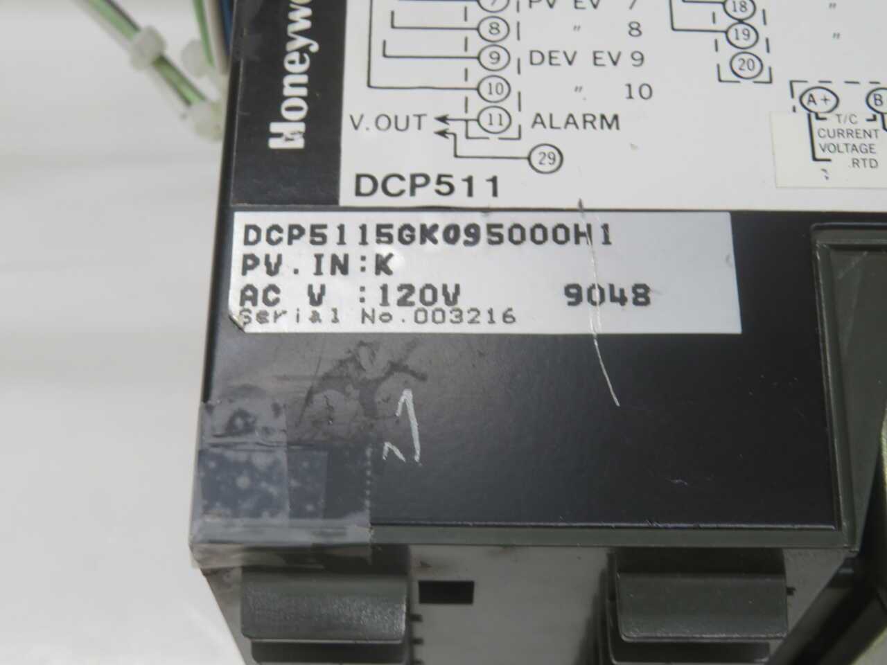 HONEYWELL DCP511 DIGITAL CONTROL PROGRAMMER 120V 100-240VAC SINGLE-CHANNEL PV INPUT - MISCELLANEOUS