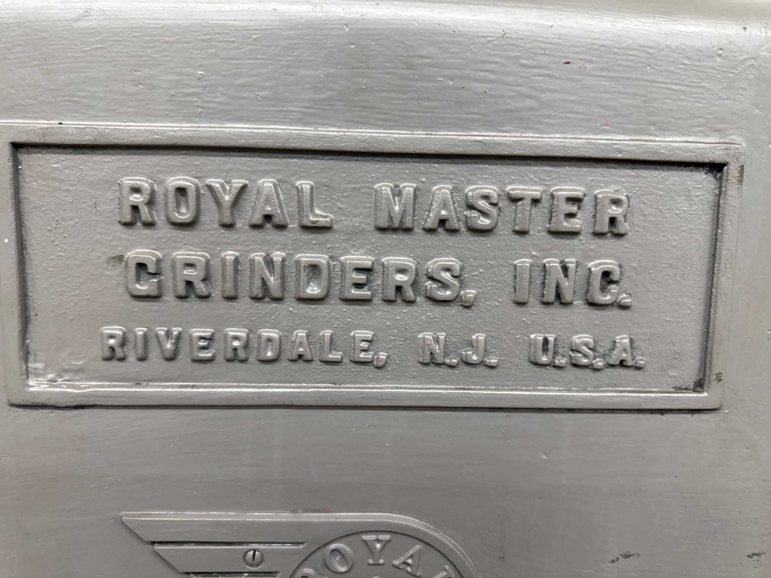 Royal Master Centerless Grinder - 12" Wheel, 2040 RPM, 100 lb Capacity - CENTERLESS GRINDERS