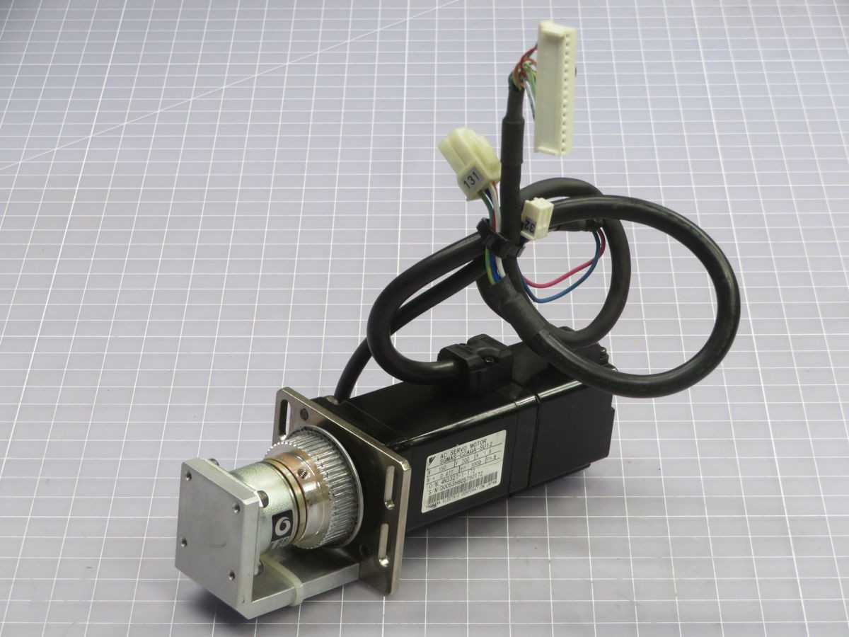 YASKAWA SGMAS-C2AGA-SU12 AC SERVO MOTOR T246592 - SERVO