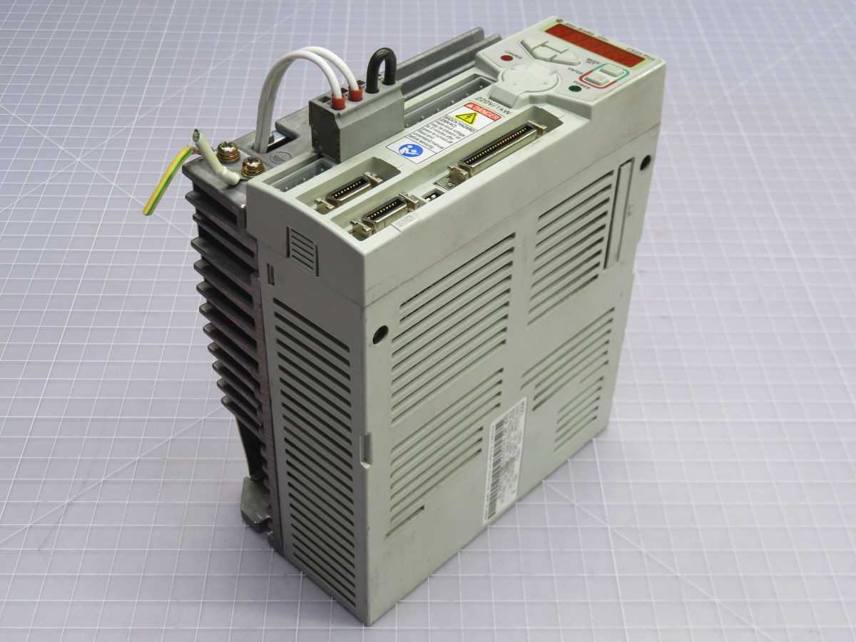 ROCKWELL CSD3_10BX2 SERVO DRIVE T253751 - SERVO DRIVES