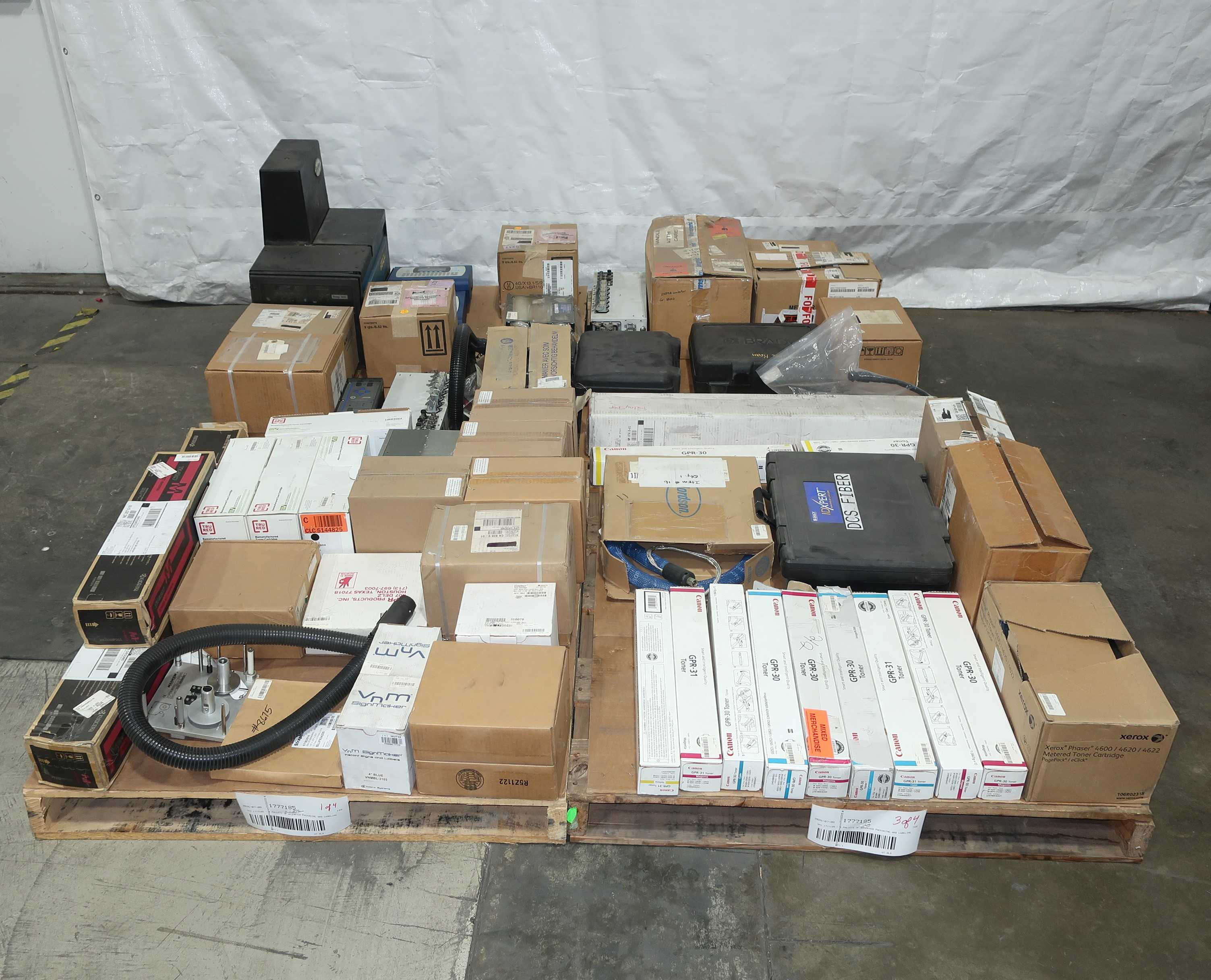 SKU 1777185 - 4 PALLETS OF ASSORTED PACKAGING AND LABELING - PACKAGING