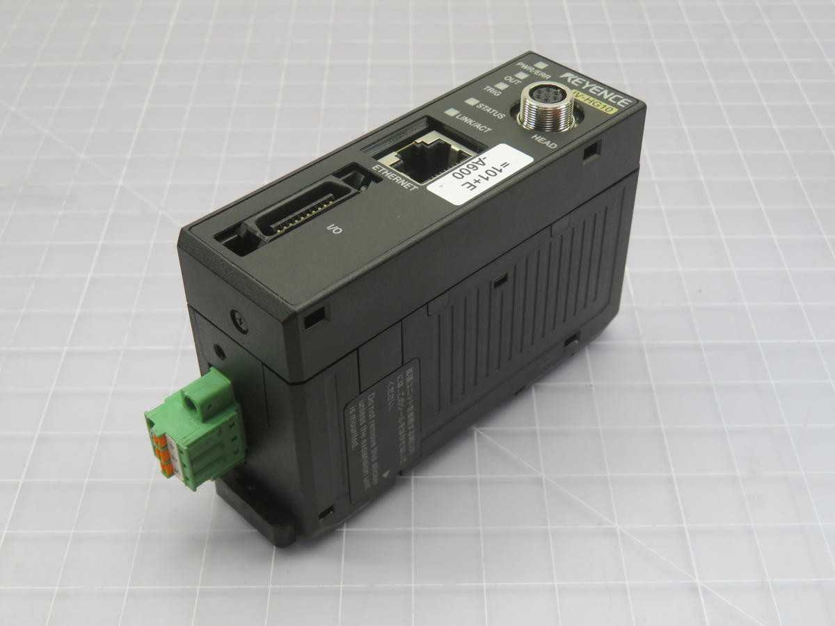 KEYENCE IV-HG10 SENSOR AMPLIFIER T215602 - SENSORS