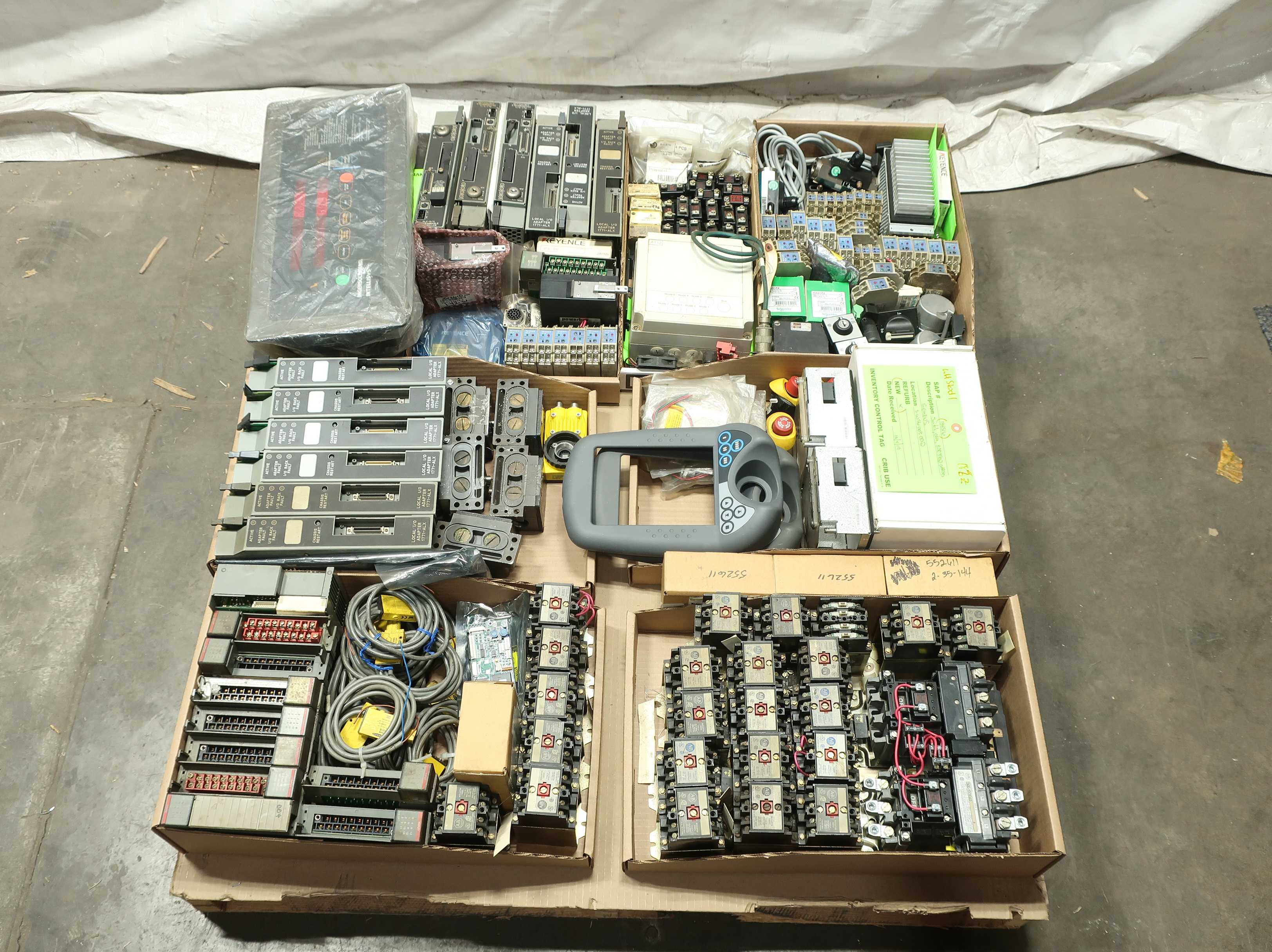 PALLET OF ASSORTED ELECTRICAL AND AUTOMATION CONTROLS - AUTOMATION & CONTROLS