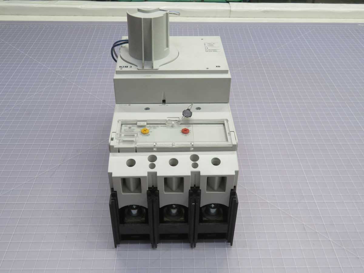 EATON NZMN3-AE/-VE CIRCUIT BREAKER T253872 - CIRCUIT BREAKERS