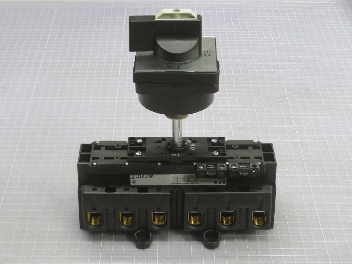 EATON T6-160-6/V/SV B-SW/HI11 MAIN SWITCH W/ROTARY HANDLE T246012 - DISCONNECT SWITCHES