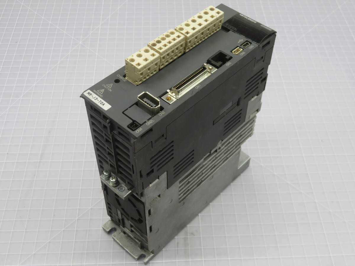 MITSUBISHI MR-J3-70A AC SERVO AMPLIFIER T216464 - SERVO