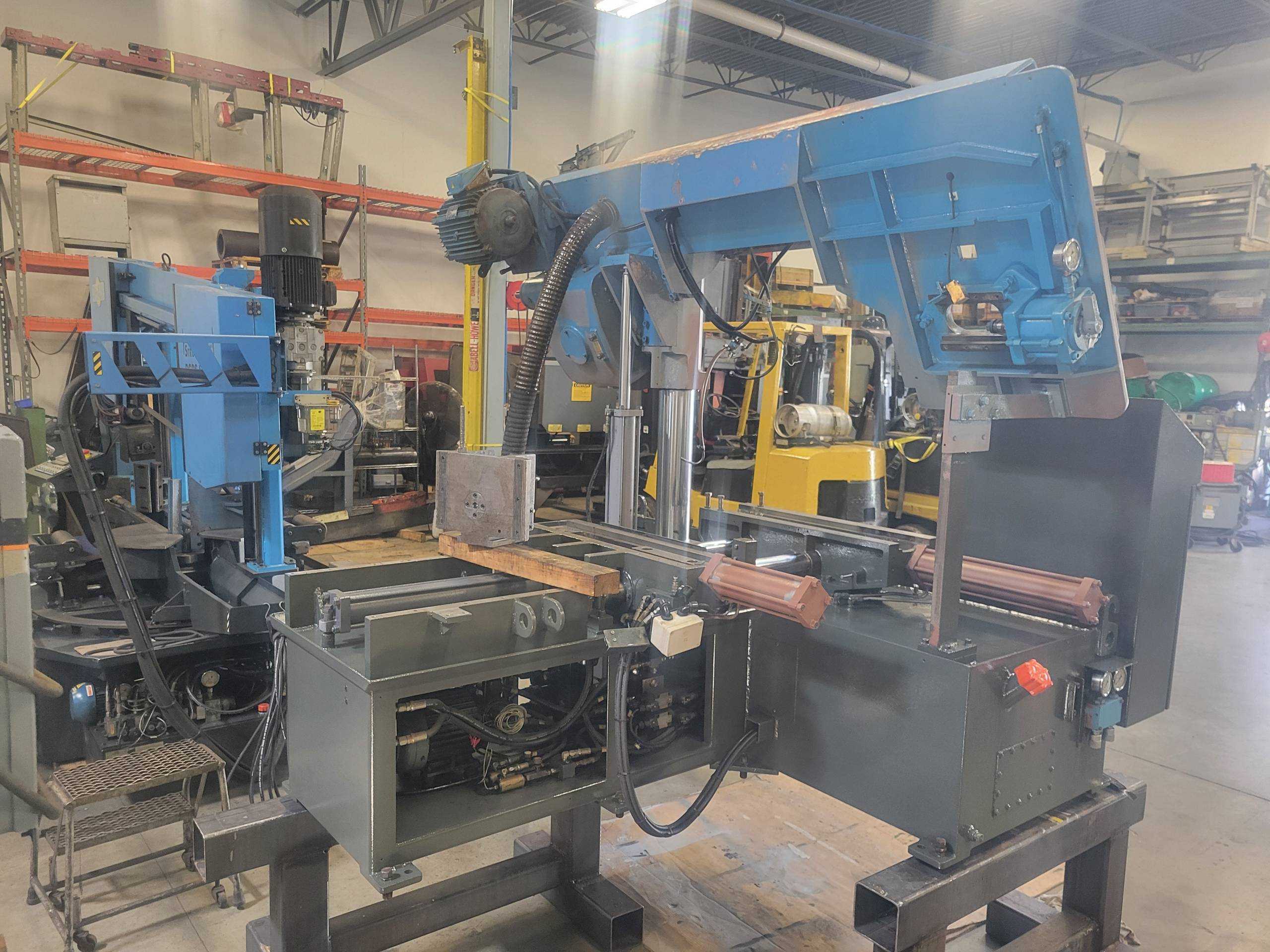 Used 2018 DoAll DC-420NC Horizontal Bandsaw Automatic, 10.10 HP, 220V, 16.5" Cutting Capacity - HORIZONTAL BAND SAWS