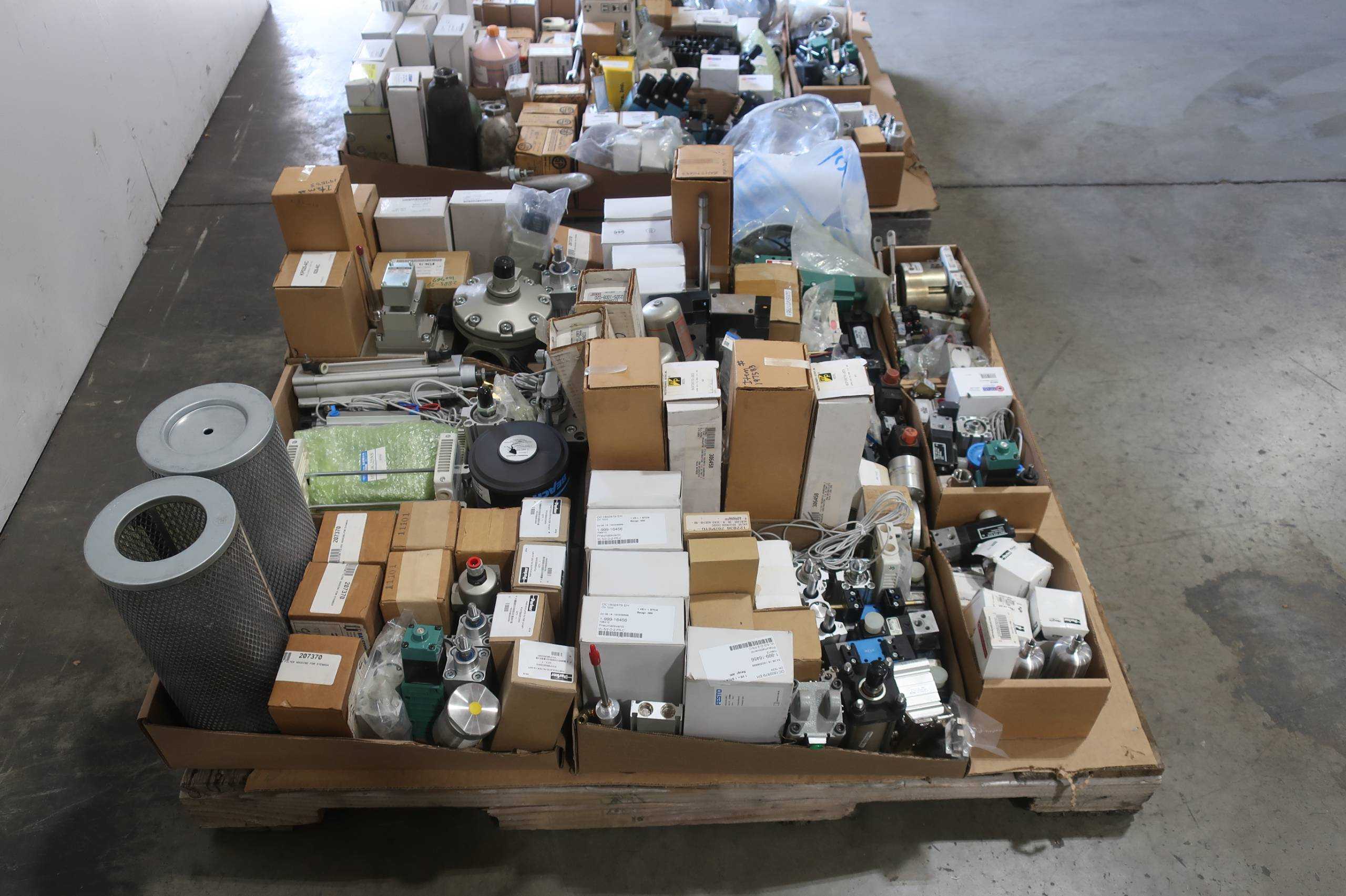 SKU 1770087 - 2 PALLETS OF ASSORTED PNEUMATIC REPLACMENT PARTS - PNEUMATIC PARTS